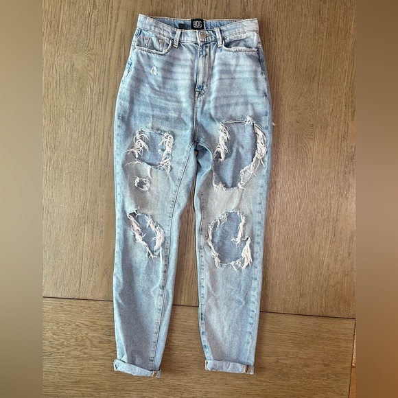BDG Denim - BDG High Rise Mom Jean Light Wash Distressed 25